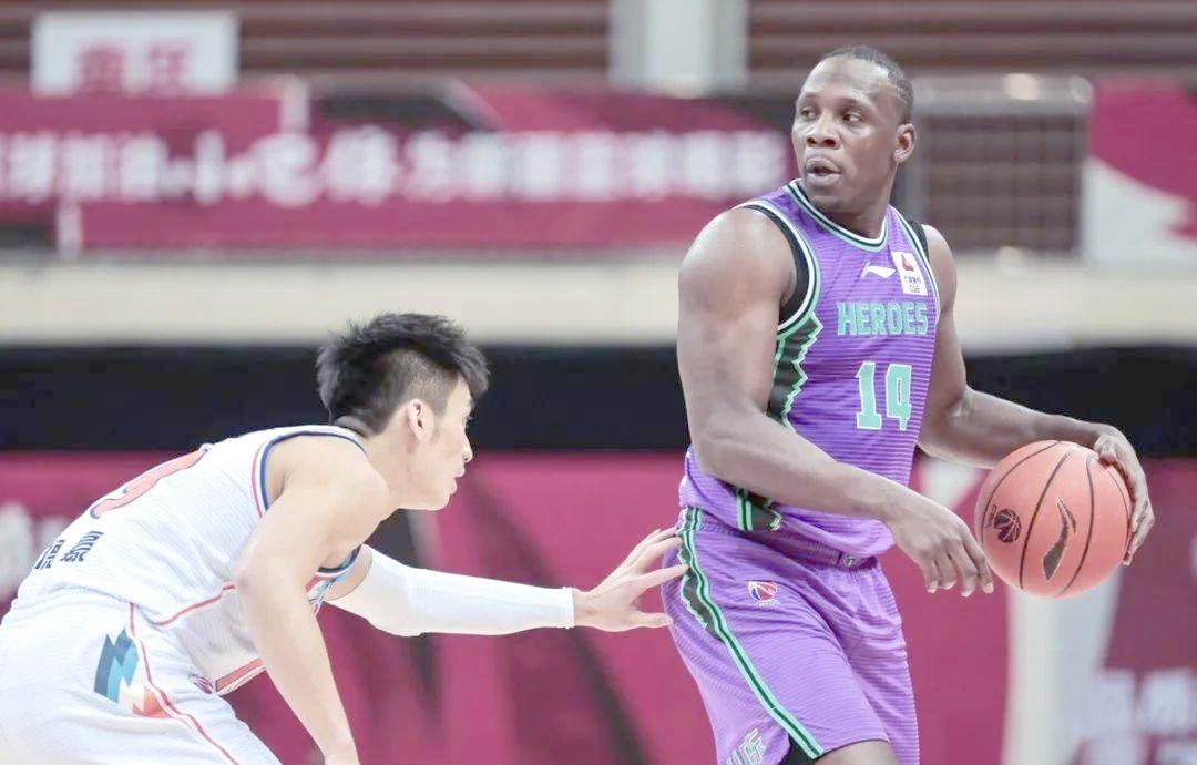 哈珀25+5+4无缘今日最佳！对不起，你碰到暴走的布伦森了